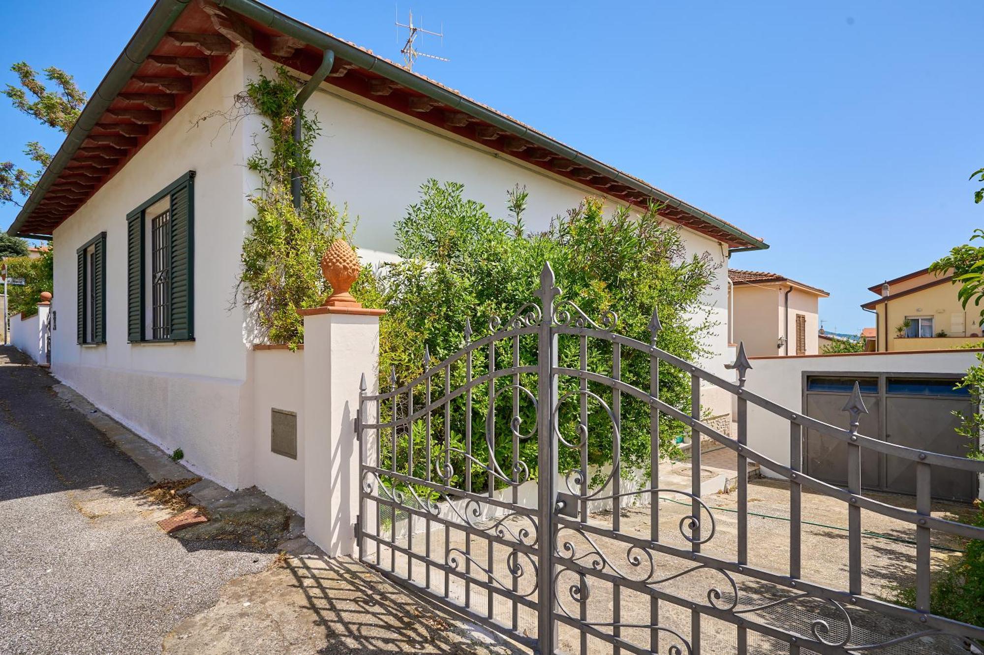 Casa Cipresso Villa San Vincenzo Ngoại thất bức ảnh